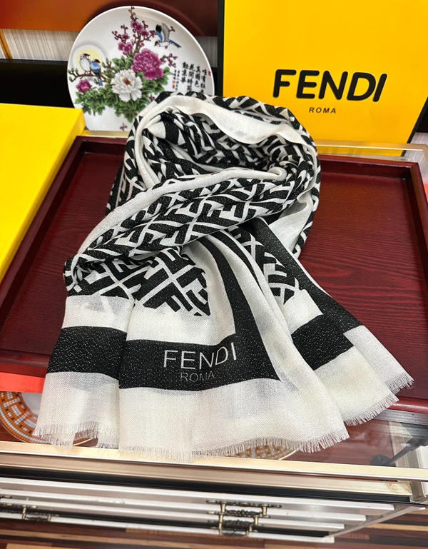 ブランドマフラー細部ディテール